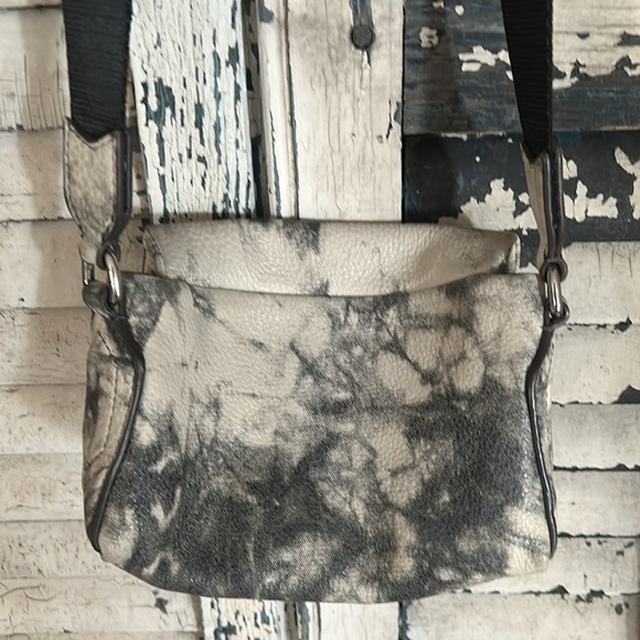 AIMEE KESTENBERG Broadway Mini Crossbody Vanilla Black Tie Dye - Picture 8 of 10
